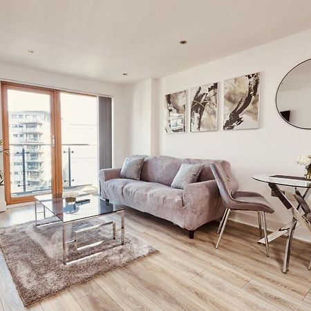 Deluxe River Canal View & Free Secure Parking! Leeds  Exterior photo
